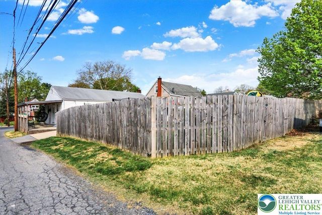 815 North 22nd, Allentown City, PA 18104