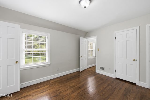 1349 Piedmont Avenue, Bristol, VA 24201