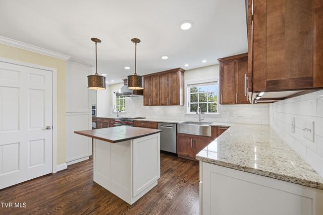 1349 Piedmont Avenue, Bristol, VA 24201