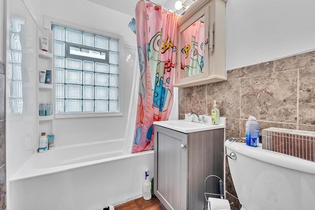 5247 N 44th STREET, Milwaukee, WI 53218