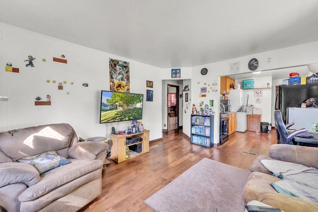 5247 N 44th STREET, Milwaukee, WI 53218