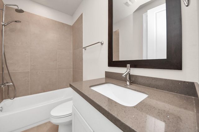 6072 Kansas Street, Houston, TX 77007