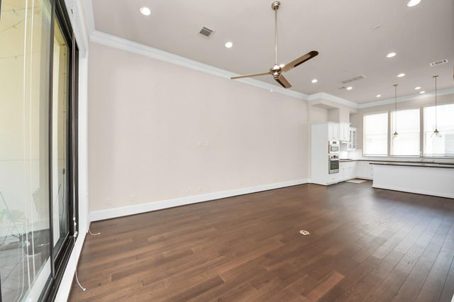 6072 Kansas Street, Houston, TX 77007