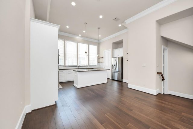 6072 Kansas Street, Houston, TX 77007