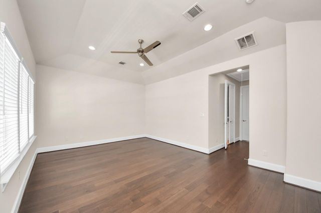 6072 Kansas Street, Houston, TX 77007