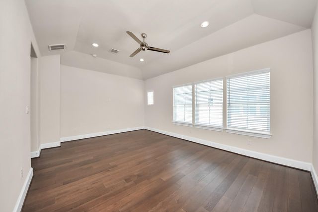 6072 Kansas Street, Houston, TX 77007