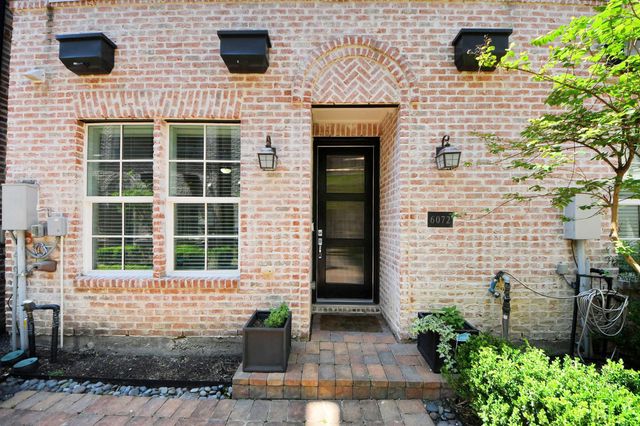 6072 Kansas Street, Houston, TX 77007