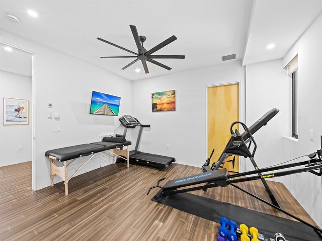609 Poinciana Drive, Fort Lauderdale, FL 33301