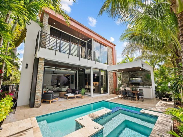 609 Poinciana Drive, Fort Lauderdale, FL 33301