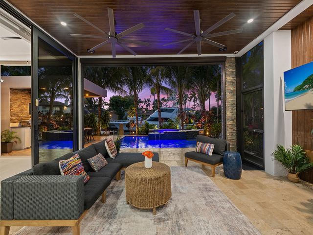 609 Poinciana Drive, Fort Lauderdale, FL 33301