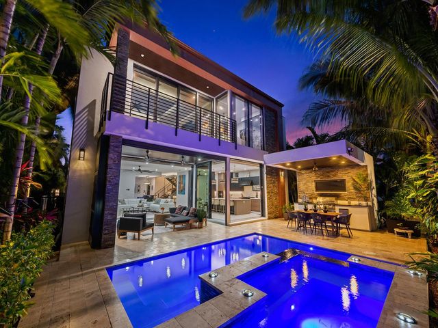 609 Poinciana Drive, Fort Lauderdale, FL 33301
