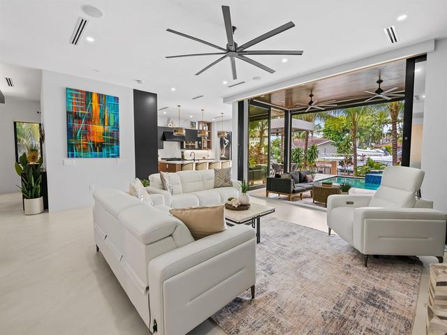 609 Poinciana Drive, Fort Lauderdale, FL 33301