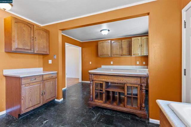 2522 Mcbryde Ave, Richmond, CA 94804