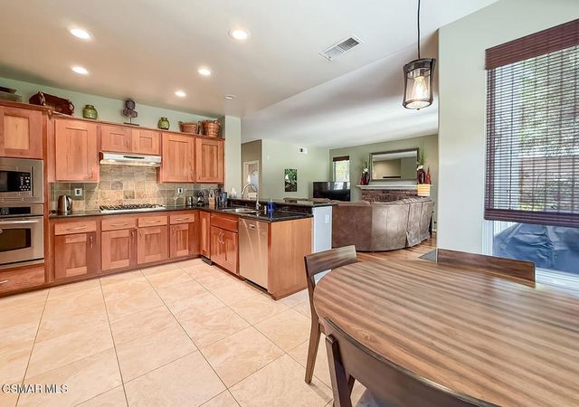 2347 Laurelwood Drive, Thousand Oaks, CA 91362