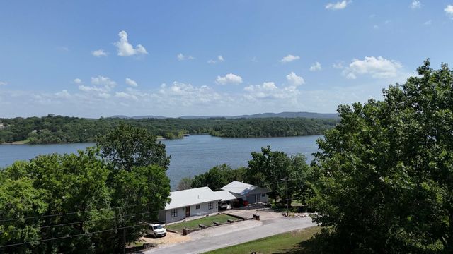 19764 Dogwood Drive, Eagle Rock, MO 65641