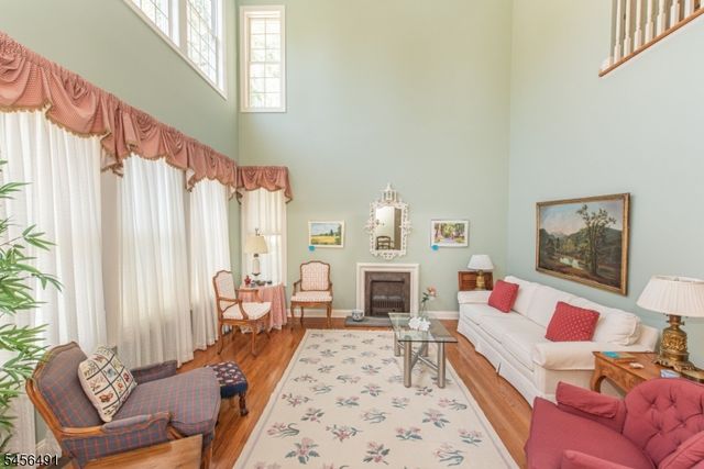 75 Schindler Way, Fairfield Twp., NJ 07004