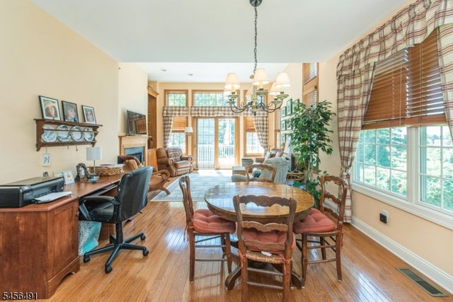 75 Schindler Way, Fairfield Twp., NJ 07004