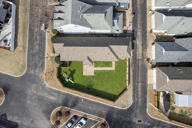 1304 ISLAND SHORE DR, Memphis, TN 38103