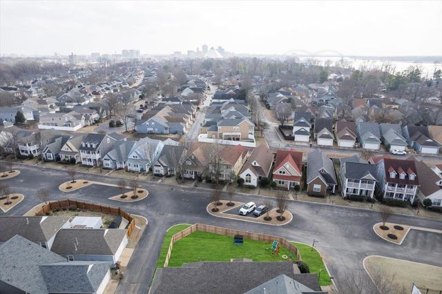 1304 ISLAND SHORE DR, Memphis, TN 38103