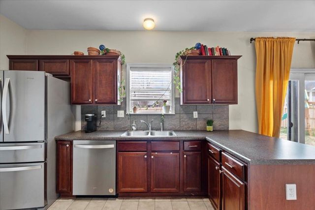 1304 ISLAND SHORE DR, Memphis, TN 38103