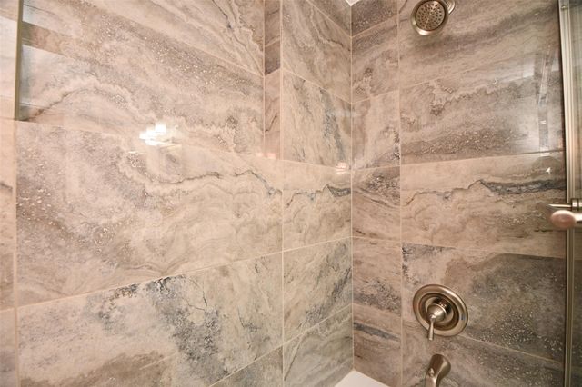 12955 Woodforest Boulevard 20, Houston, TX 77015