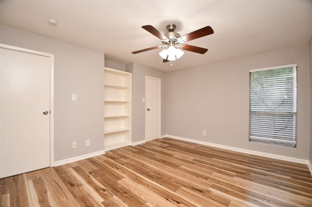 12955 Woodforest Boulevard 20, Houston, TX 77015