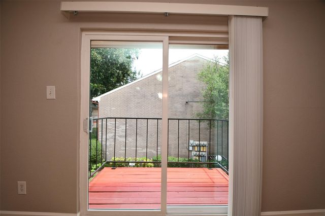 12955 Woodforest Boulevard 20, Houston, TX 77015