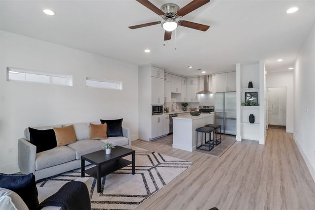 154 S Cisco Street, Dallas, TX 75246