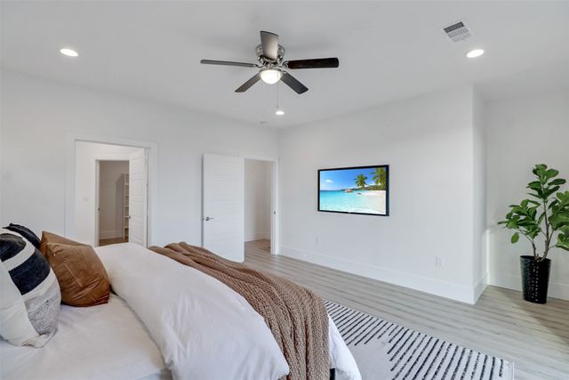 154 S Cisco Street, Dallas, TX 75246