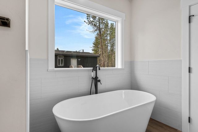 402 S Christensen Rd, Medical Lake, WA 99022