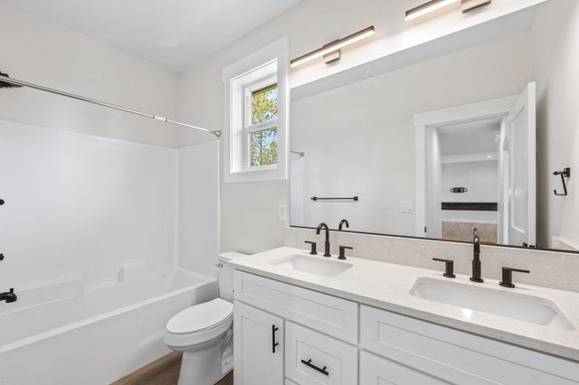 402 S Christensen Rd, Medical Lake, WA 99022