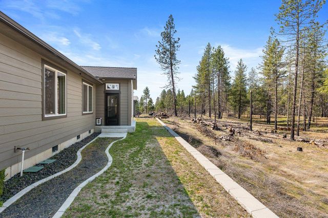 402 S Christensen Rd, Medical Lake, WA 99022