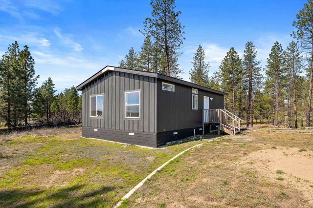 402 S Christensen Rd, Medical Lake, WA 99022