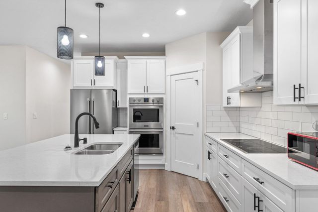 402 S Christensen Rd, Medical Lake, WA 99022