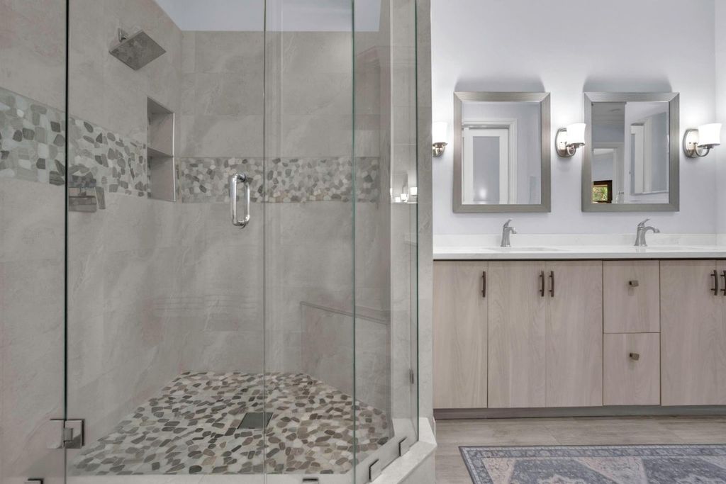 Image 13 of property listing at 7574 Old Thyme Court 9D, Parkland, FL 33076