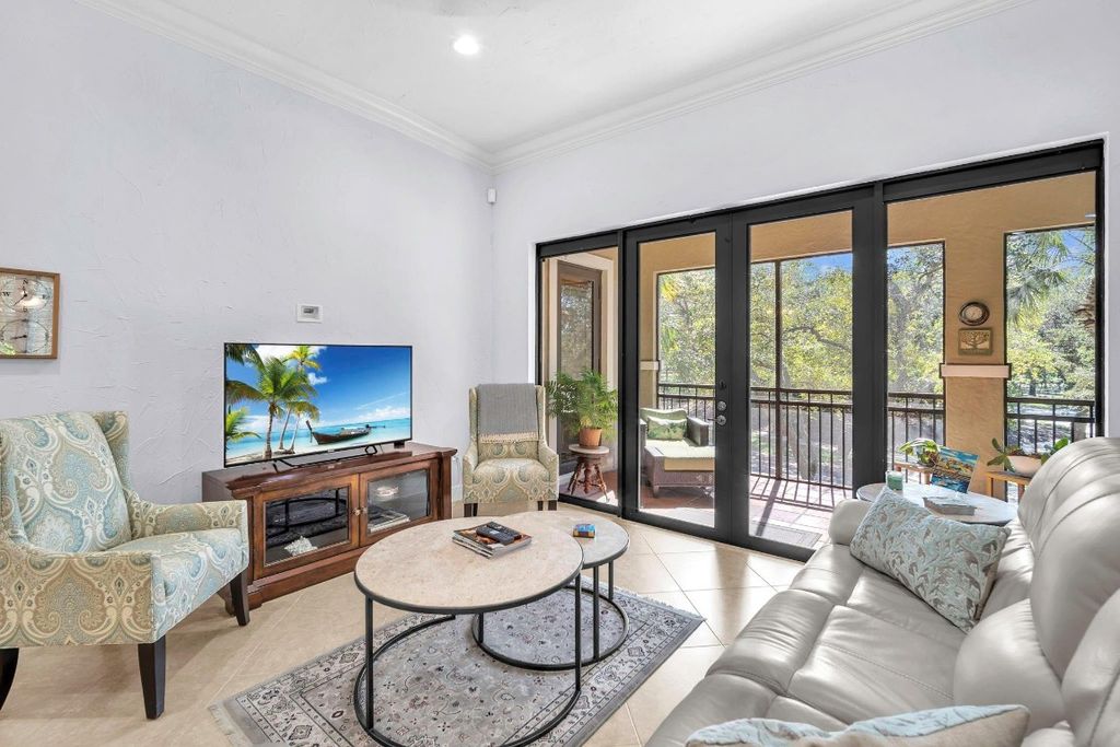 Image 17 of property listing at 7574 Old Thyme Court 9D, Parkland, FL 33076