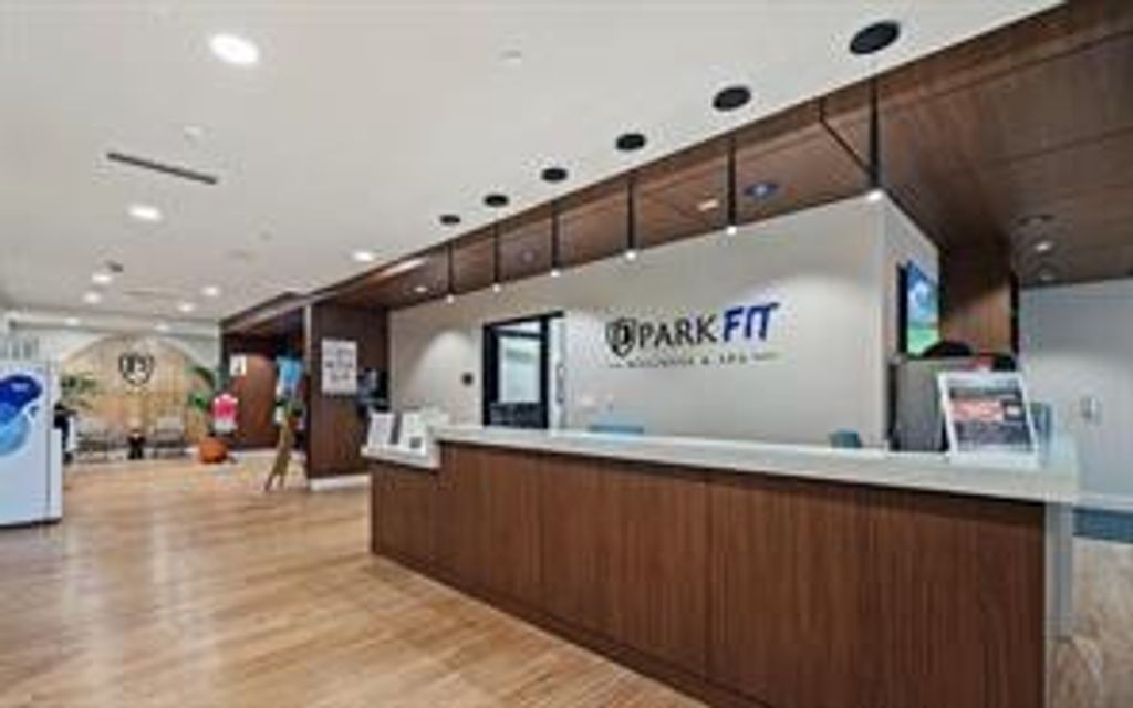 Image 47 of property listing at 7574 Old Thyme Court 9D, Parkland, FL 33076