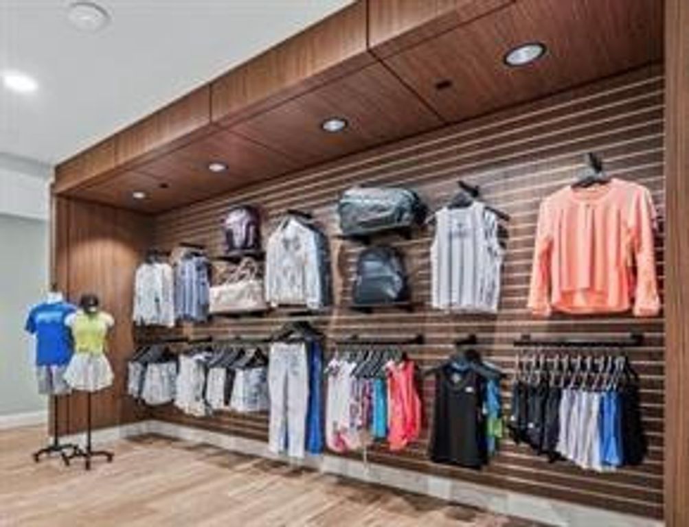 Image 52 of property listing at 7574 Old Thyme Court 9D, Parkland, FL 33076