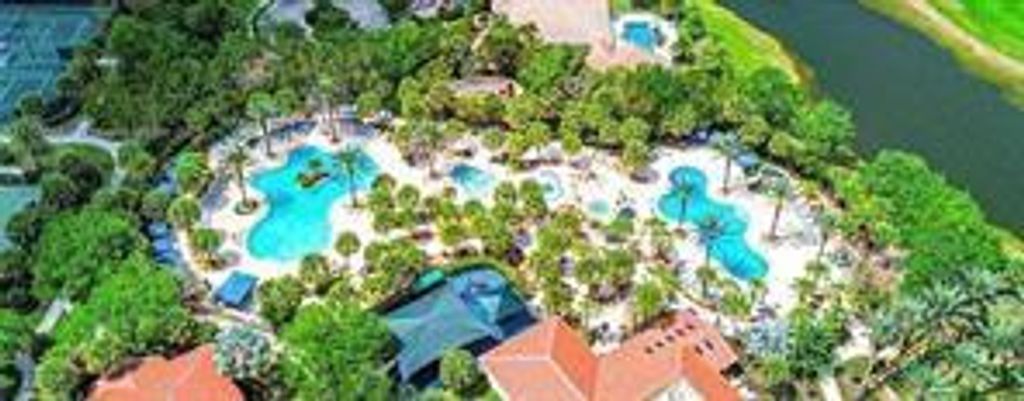 Image 58 of property listing at 7574 Old Thyme Court 9D, Parkland, FL 33076