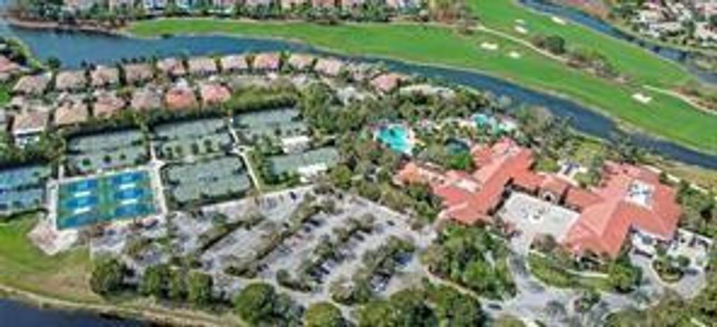 Image 62 of property listing at 7574 Old Thyme Court 9D, Parkland, FL 33076