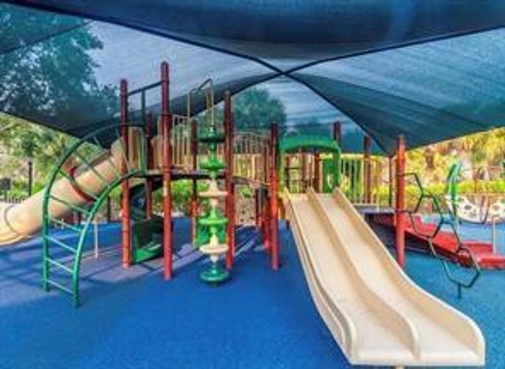 Image 69 of property listing at 7574 Old Thyme Court 9D, Parkland, FL 33076