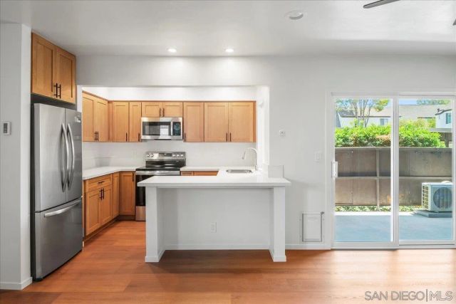 8069 Caminito De Pizza A, San Diego, CA 92108