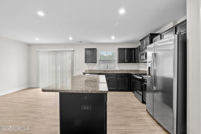 121 Hidden View Loop, Moyock, NC 27958