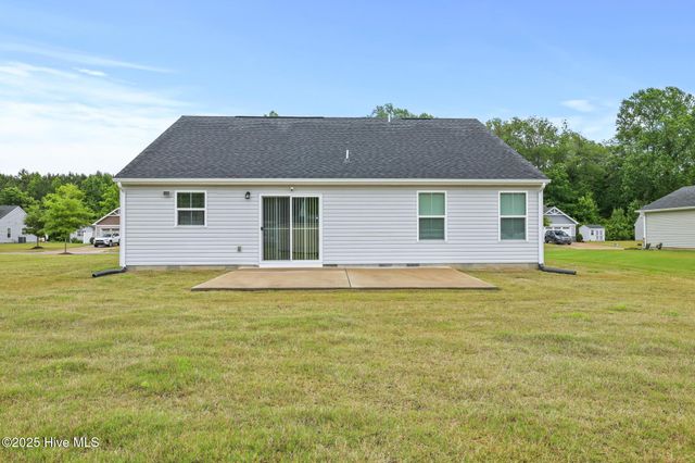 121 Hidden View Loop, Moyock, NC 27958