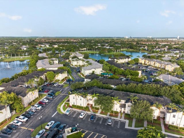 152 SE 29th Ave 9, Homestead, FL 33033