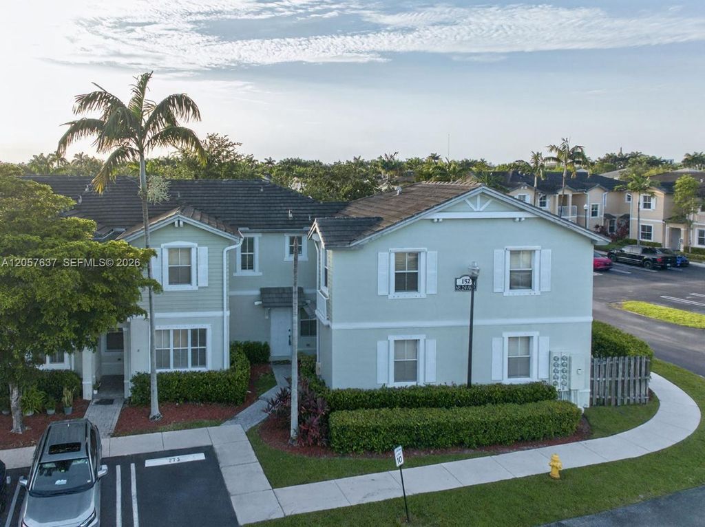 152 SE 29th Ave 9, Homestead, FL 33033