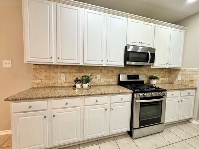 234 W Stedhill Loop, The Woodlands, TX 77384