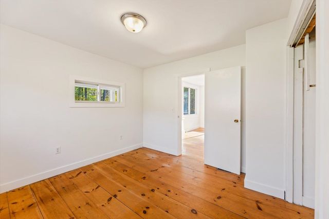 76 Middle Hancock Road, Peterborough, NH 03458