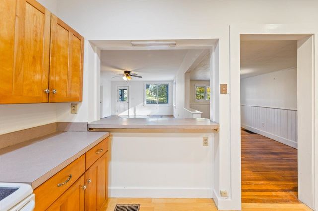 76 Middle Hancock Road, Peterborough, NH 03458