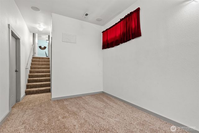 13850 NW Dolly Varden Lane, Bremerton, WA 98312